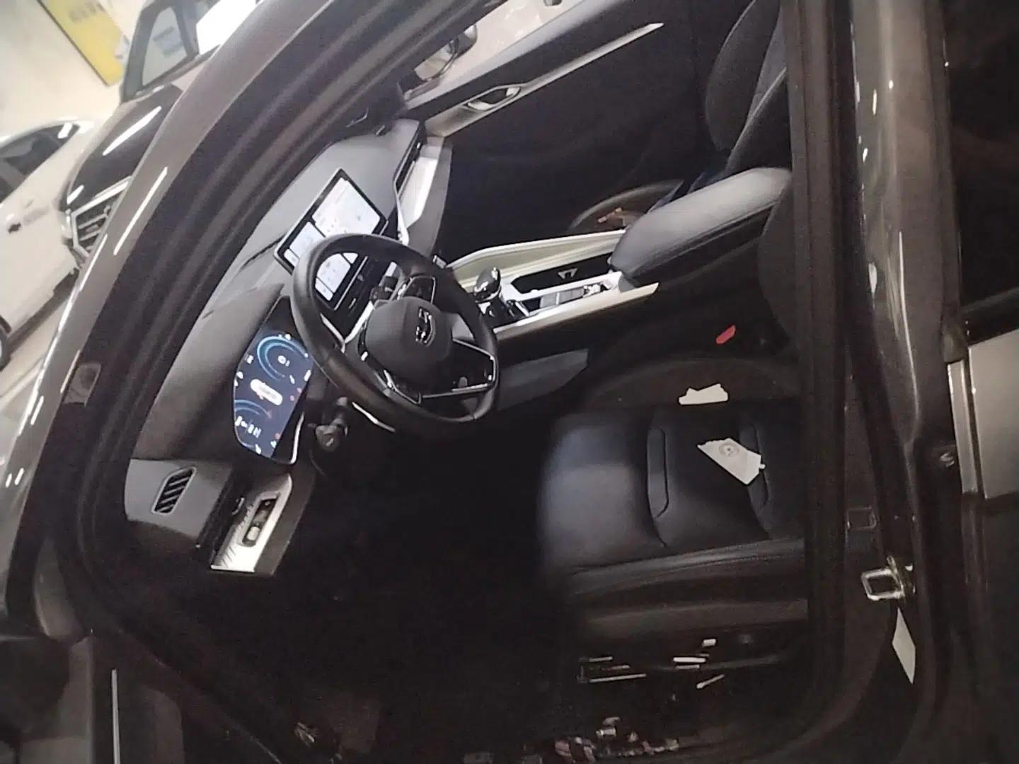 Geely Auto Preface 2024 2.0TD Qingyun Edition — миниатюра 17