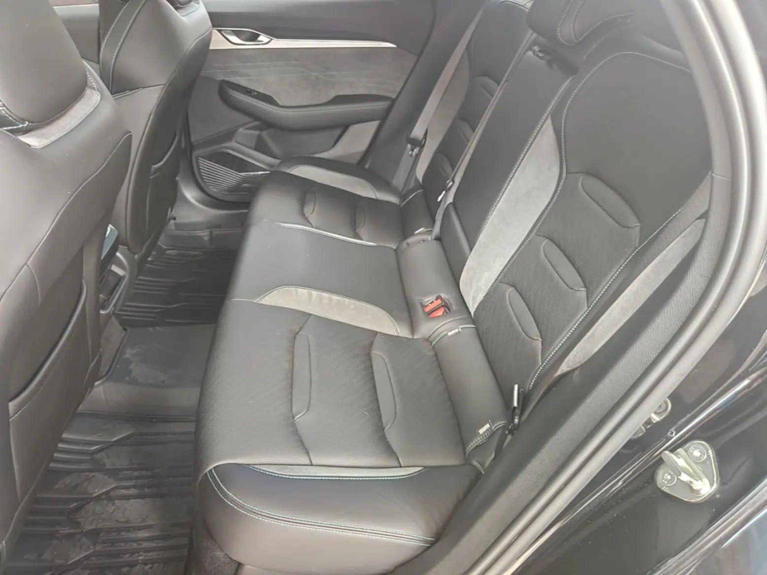 Geely Auto Preface 2023 2.0TD "Only This Verdant Green" Edition — миниатюра 20