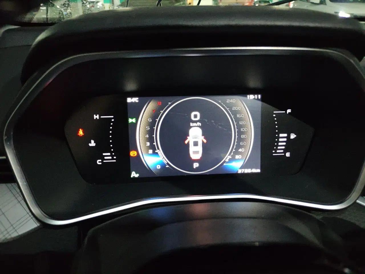 Geely Auto Preface 2023 2.0TD Luxury Version — миниатюра 11