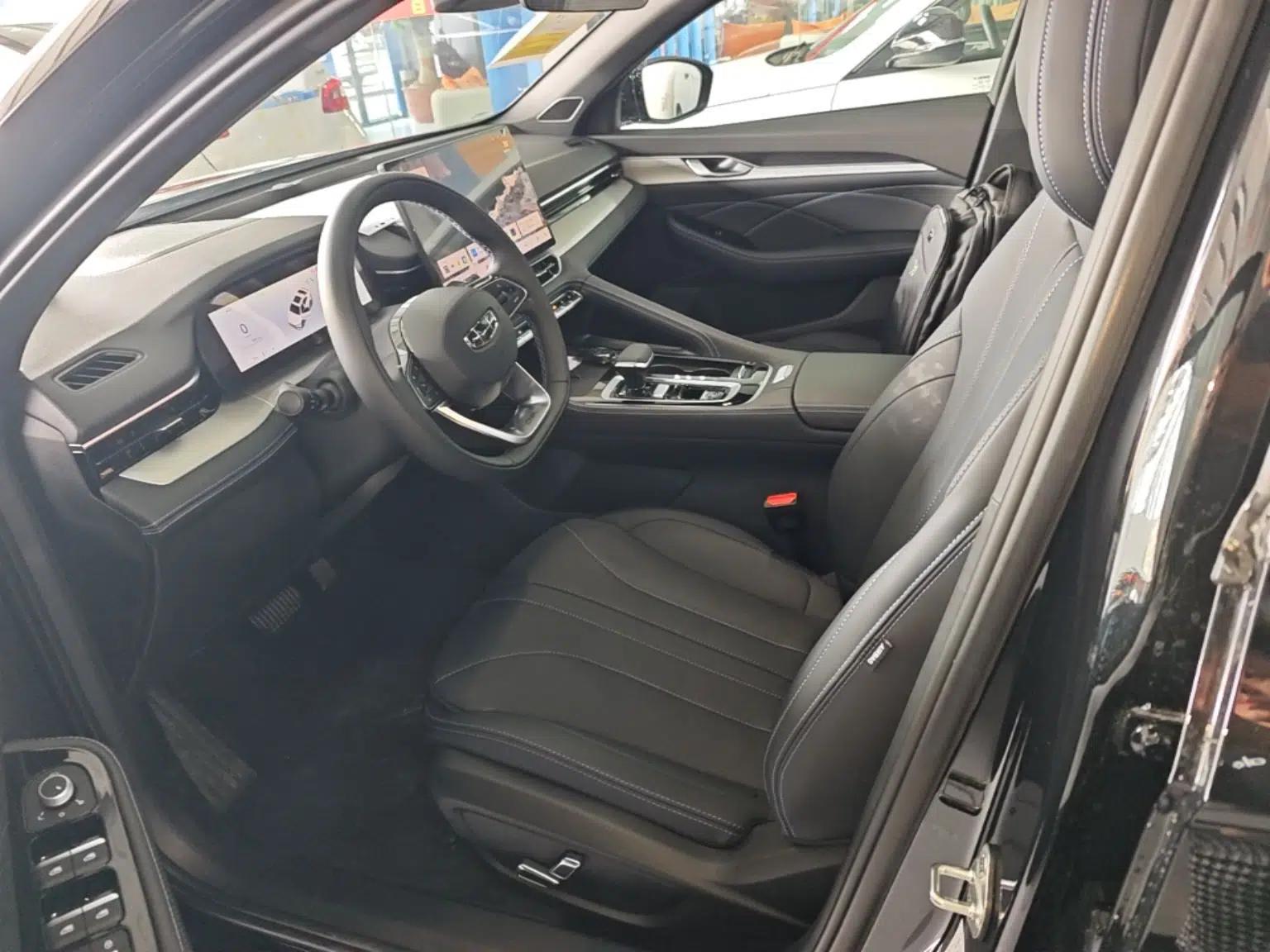 Geely Auto Preface 2026 Model Oriental Yao 1.5TD Fuyao Edition — миниатюра 17