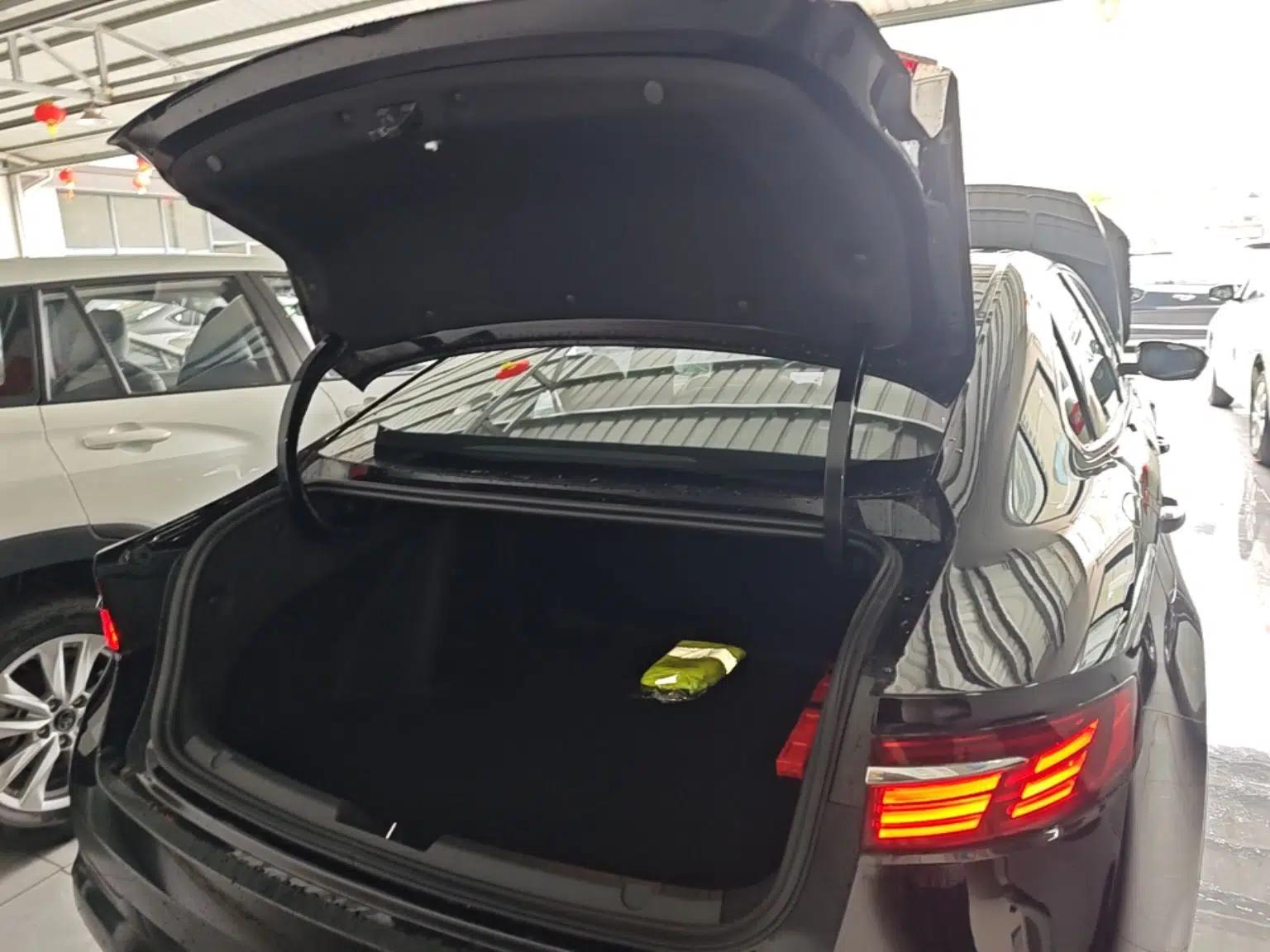 Geely Auto Preface 2026 Model Oriental Yao 1.5TD Fuyao Edition — миниатюра 22