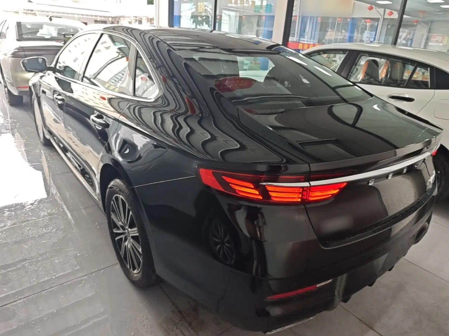 Geely Auto Preface 2026 Model Oriental Yao 1.5TD Fuyao Edition — миниатюра 4