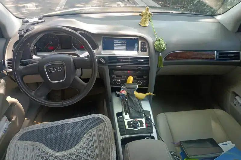Audi A6L 2011 2.0 TFSI Automatic Standard Edition — миниатюра 11