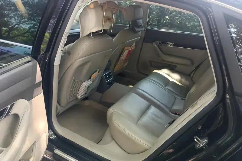 Audi A6L 2011 2.0 TFSI Automatic Standard Edition — миниатюра 16
