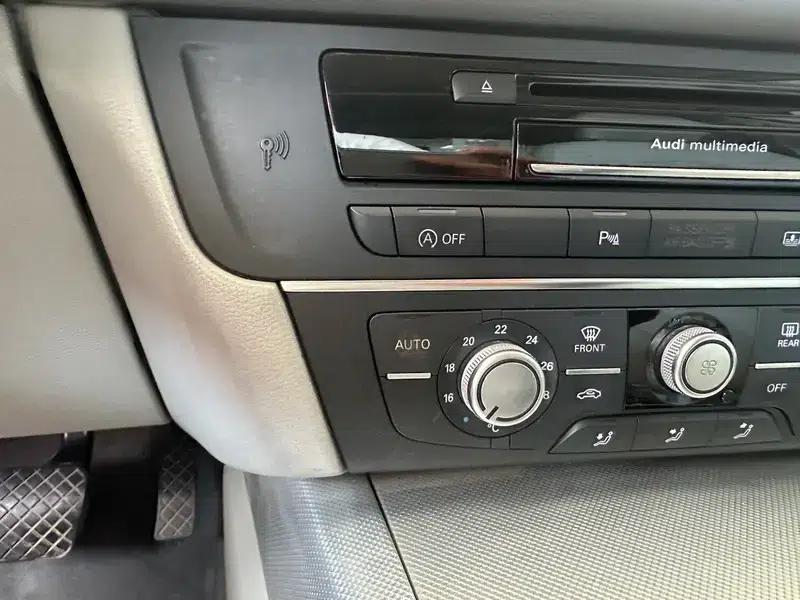 Audi A6L 2014 TFSI Standard Edition — миниатюра 10