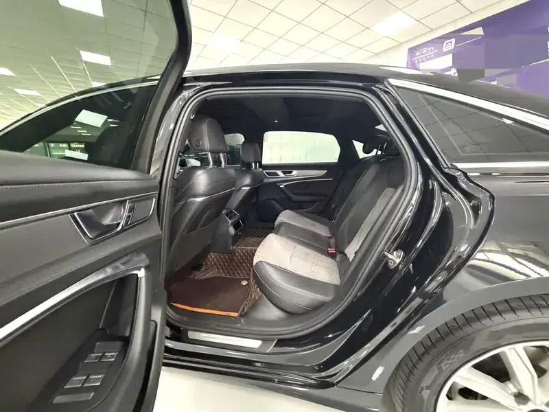 Audi A6L 2024 45 TFSI Premium Dynamic Edition — миниатюра 9