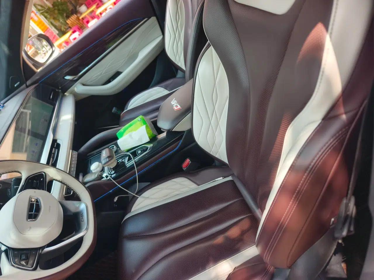 Geely Auto Monjaro L 2021 2.0TD DCT EVO Two-Wheel-Drive Flagship Version — миниатюра 15