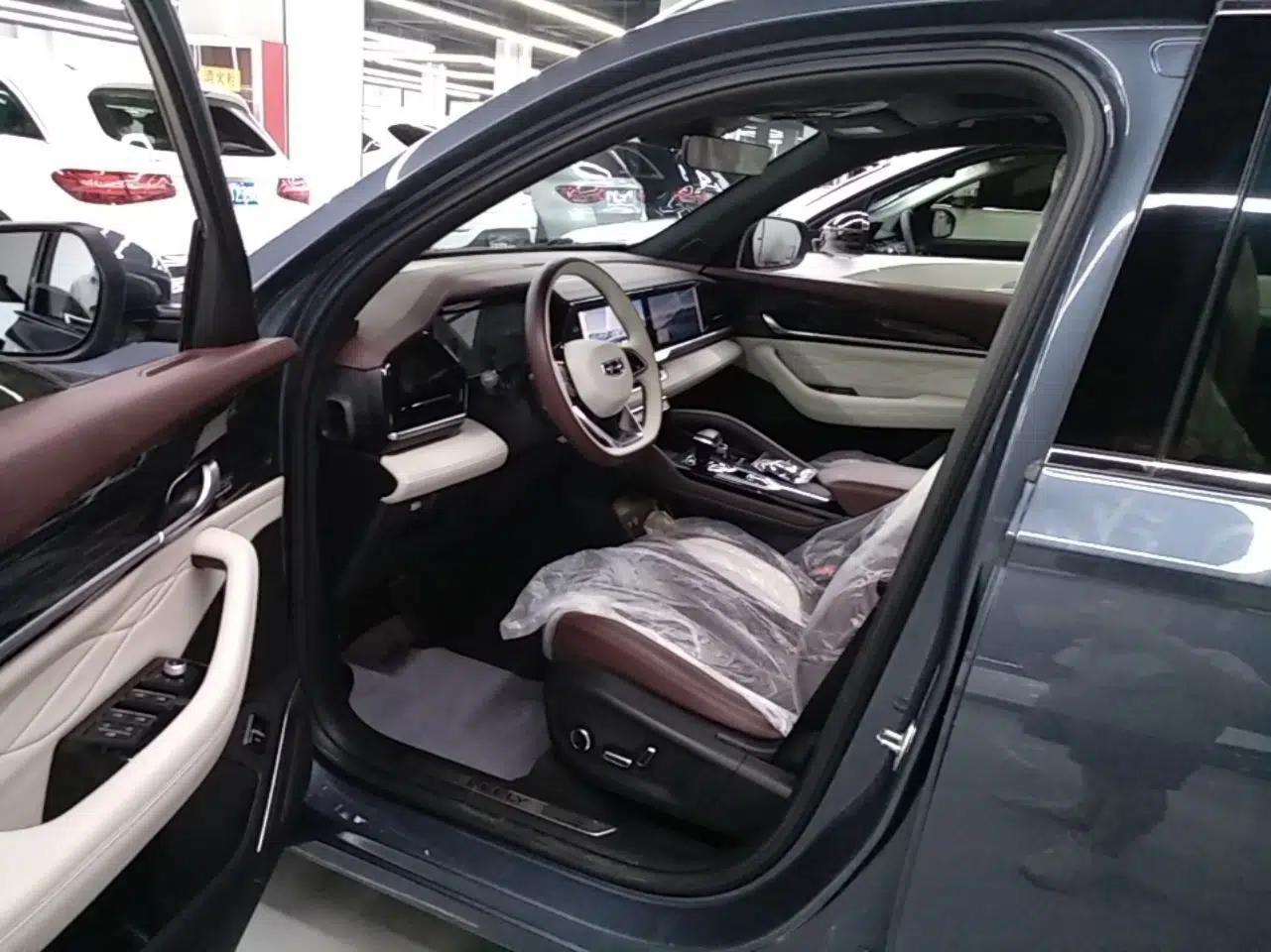 Geely Auto Monjaro L 2021 2.0TD DCT EVO Two-Wheel Drive Prestige Version — миниатюра 23