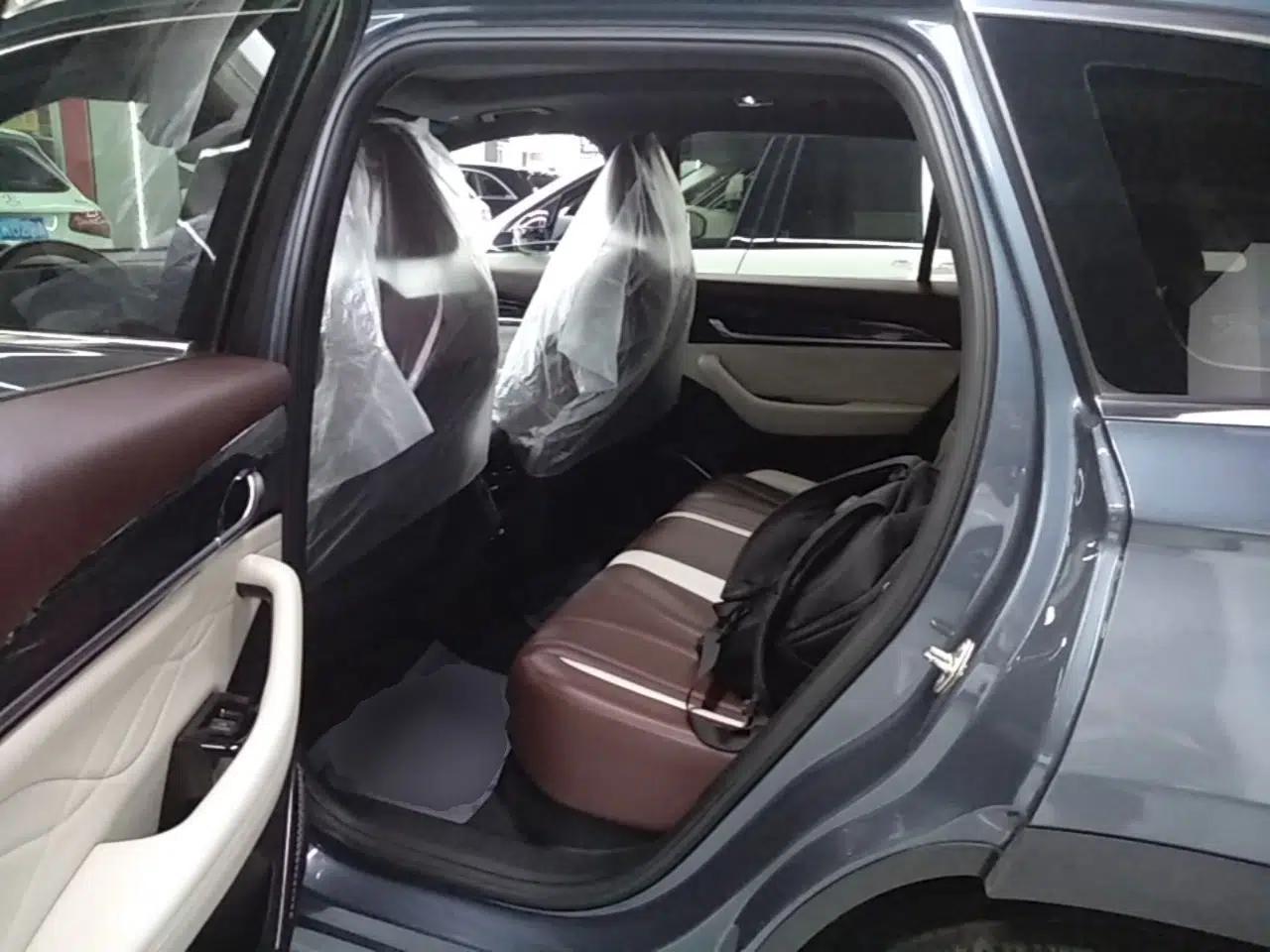 Geely Auto Monjaro L 2021 2.0TD DCT EVO Two-Wheel Drive Prestige Version — миниатюра 25