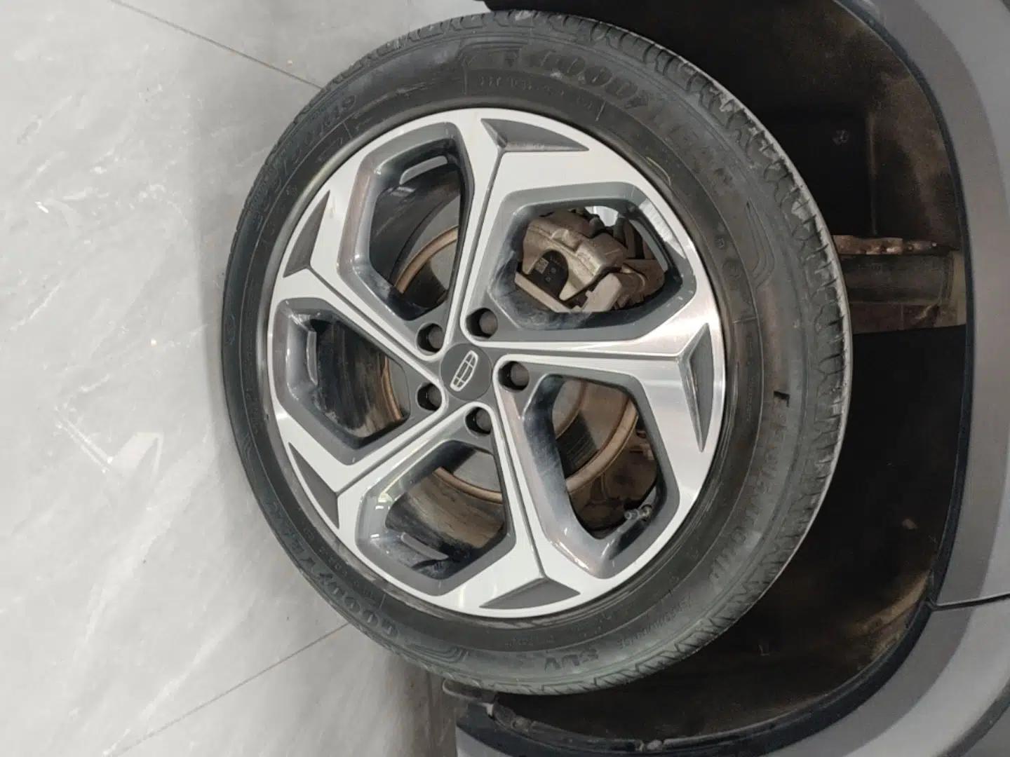 Geely Auto Monjaro L 2021 2.0TD DCT EVO Two-Wheel Drive Prestige Version — миниатюра 11