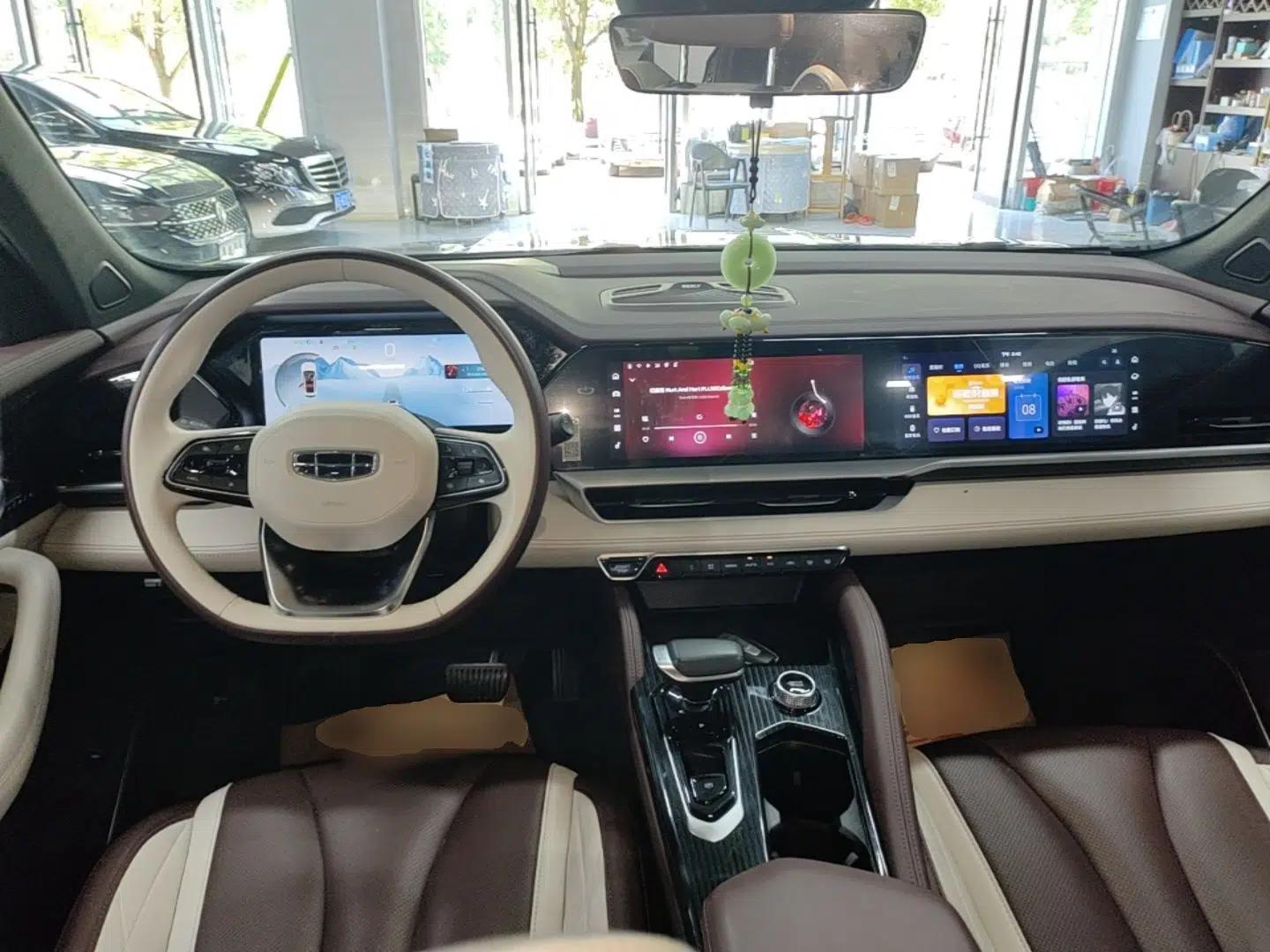 Geely Auto Monjaro L 2021 2.0TD DCT EVO Two-Wheel Drive Prestige Version — миниатюра 12