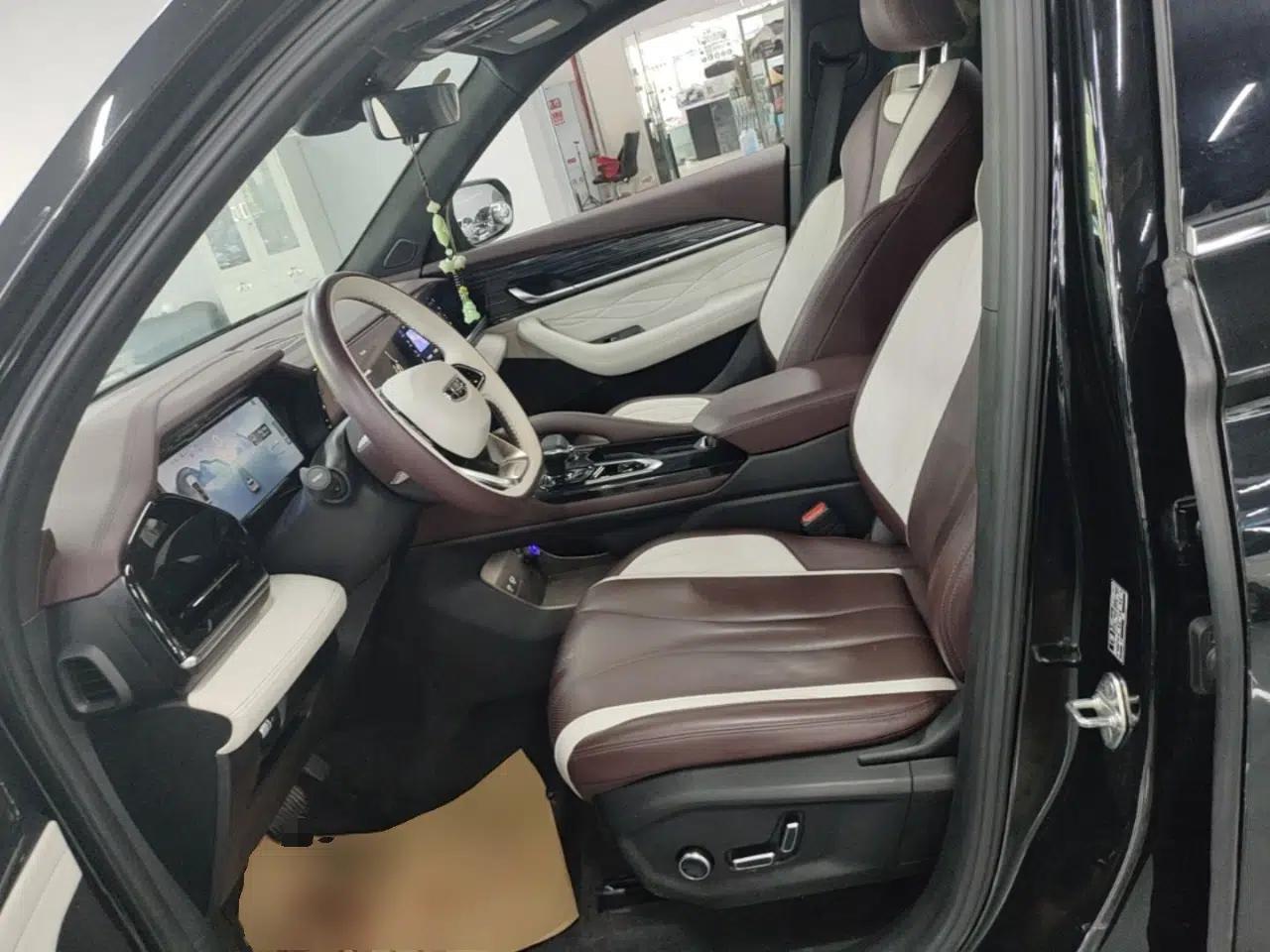 Geely Auto Monjaro L 2021 2.0TD DCT EVO Two-Wheel Drive Prestige Version — миниатюра 17