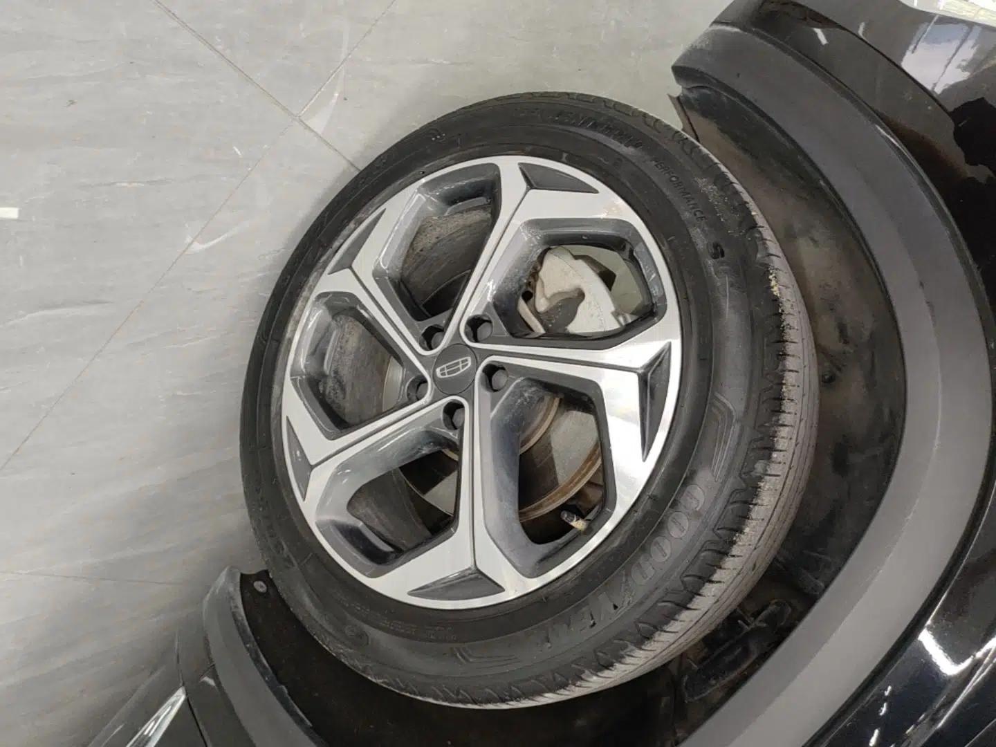 Geely Auto Monjaro L 2021 2.0TD DCT EVO Two-Wheel Drive Prestige Version — миниатюра 10