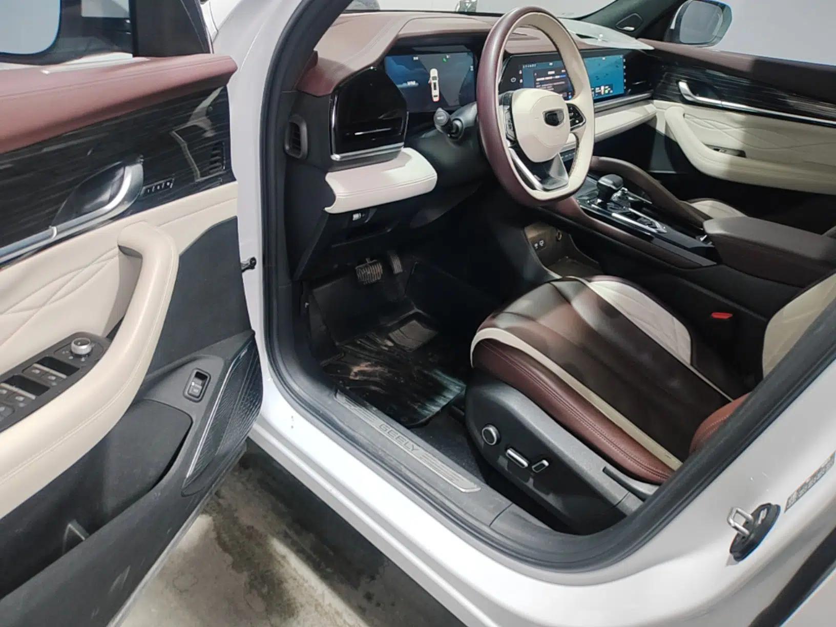 Geely Auto Monjaro L 2021 2.0TD DCT EVO Two-Wheel Drive Smart Luxury Version — миниатюра 18