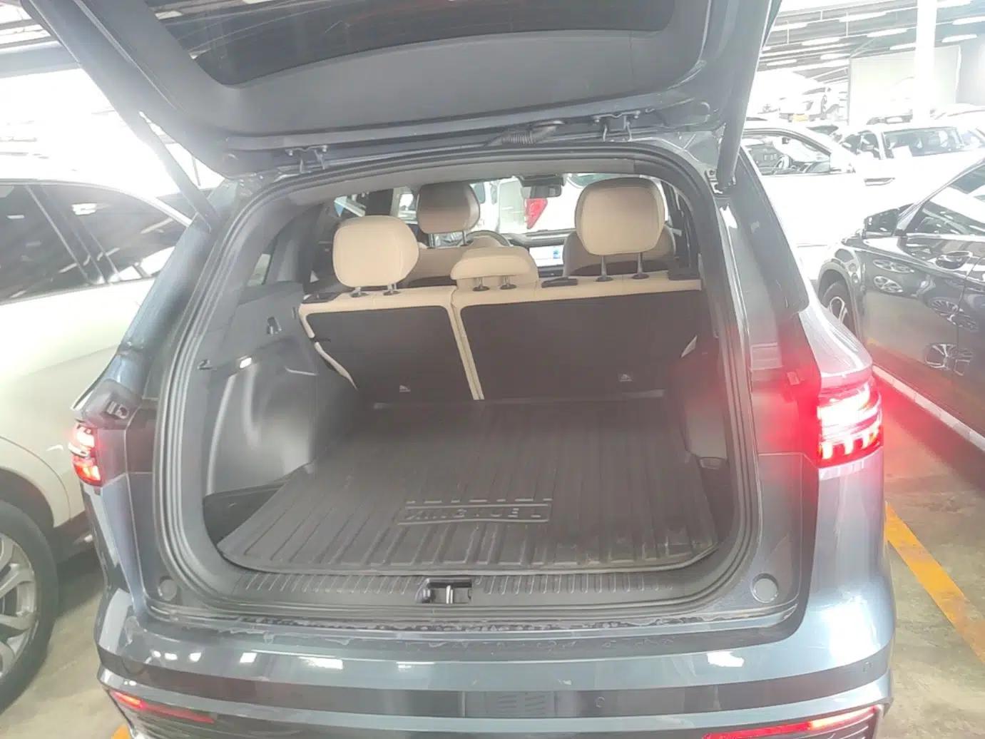 Geely Auto Monjaro L 2025 Dongfang Yao 2.0TD Automatic Lanxing Edition — миниатюра 22