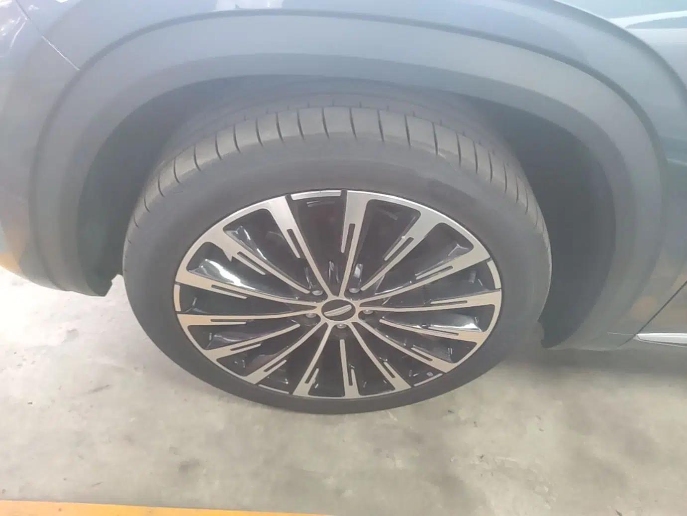 Geely Auto Monjaro L 2025 Dongfang Yao 2.0TD Automatic Lanxing Edition — миниатюра 10