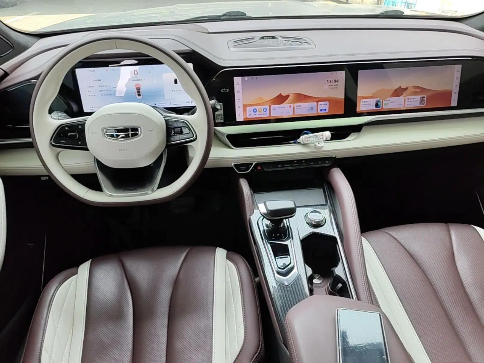 Geely Auto Monjaro L 2024 2.0TD High-Power Automatic Two-Wheel Drive Yunqi Version — миниатюра 12