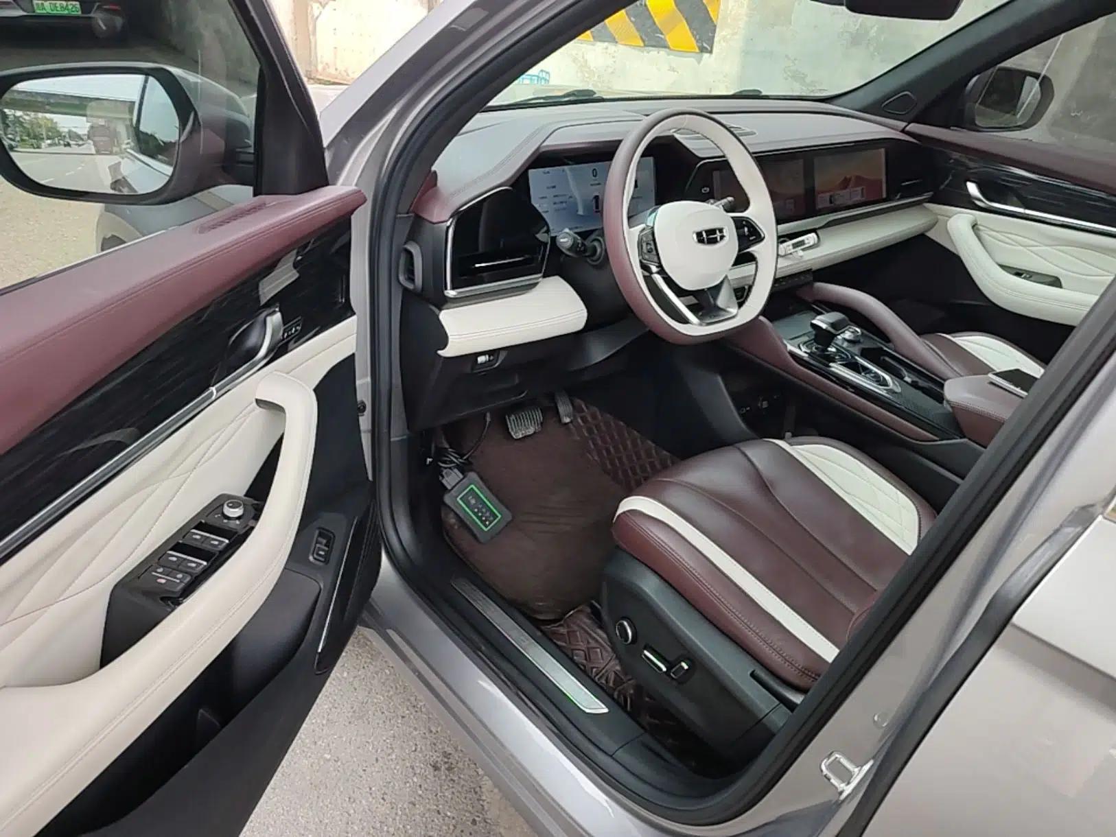 Geely Auto Monjaro L 2024 2.0TD High-Power Automatic Two-Wheel Drive Yunqi Version — миниатюра 18