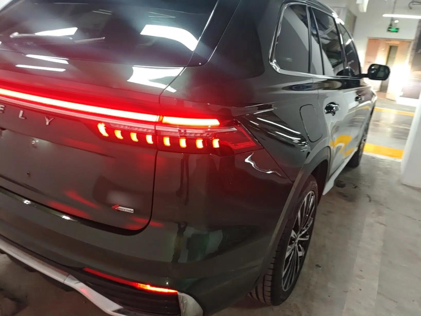 Geely Auto Monjaro L 2025 Dongfang Yao 2.0TD Automatic All-Wheel-Drive Wangyue Edition — миниатюра 9