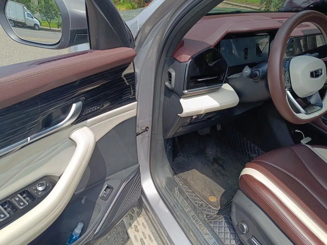 Geely Auto Monjaro L 2021 2.0TD DCT EVO Two-Wheel Drive Smart Luxury Version — миниатюра 16
