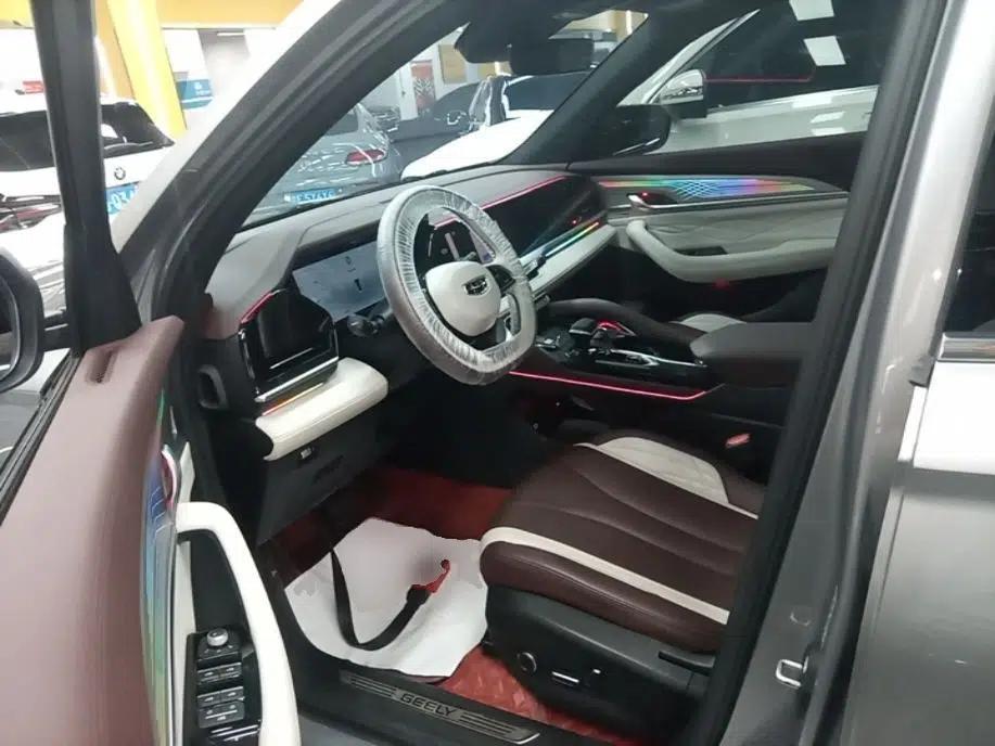 Geely Auto Monjaro L 2024 2.0TD High-Power Automatic Two-Wheel Drive Yunqi Version — миниатюра 18