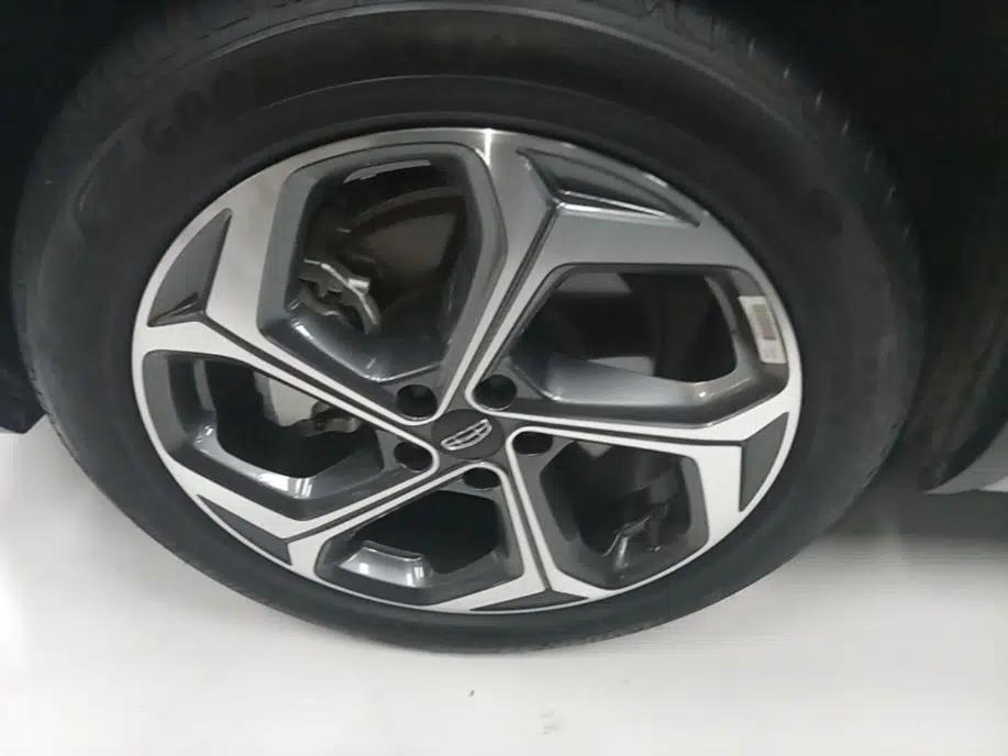 Geely Auto Monjaro L 2024 2.0TD High-Power Automatic Two-Wheel Drive Yunqi Version — миниатюра 10