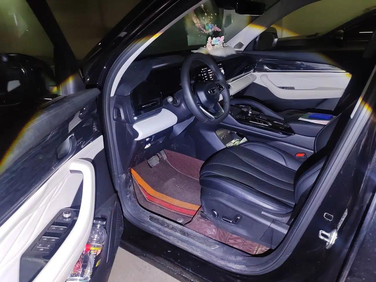 Geely Auto Monjaro L 2023 2.0TD High-Power Automatic Two-Wheel Drive Flagship Version — миниатюра 16