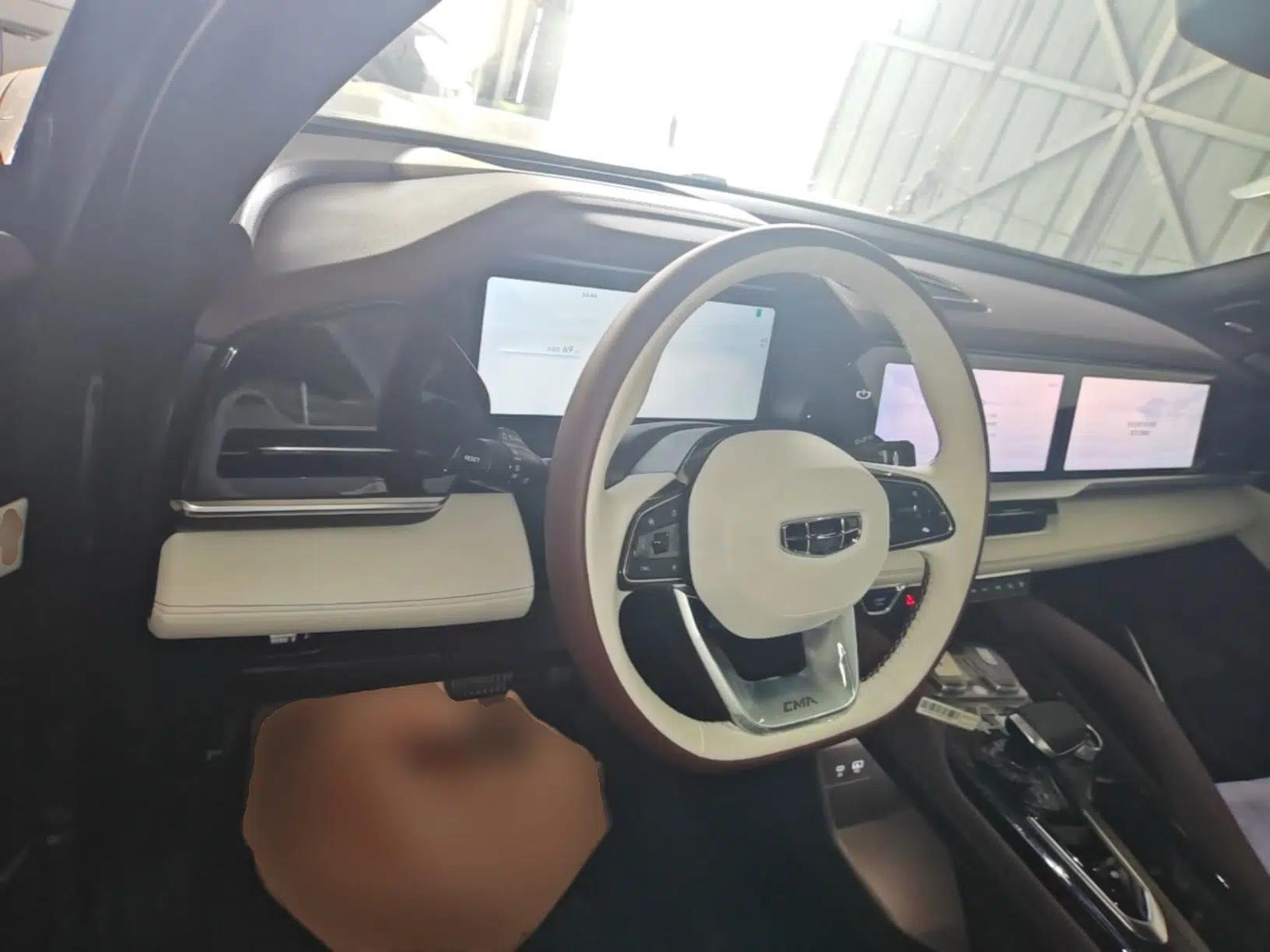 Geely Auto Monjaro L 2021 2.0TD High-Power Automatic All-Wheel-Drive Flagship Version — миниатюра 17