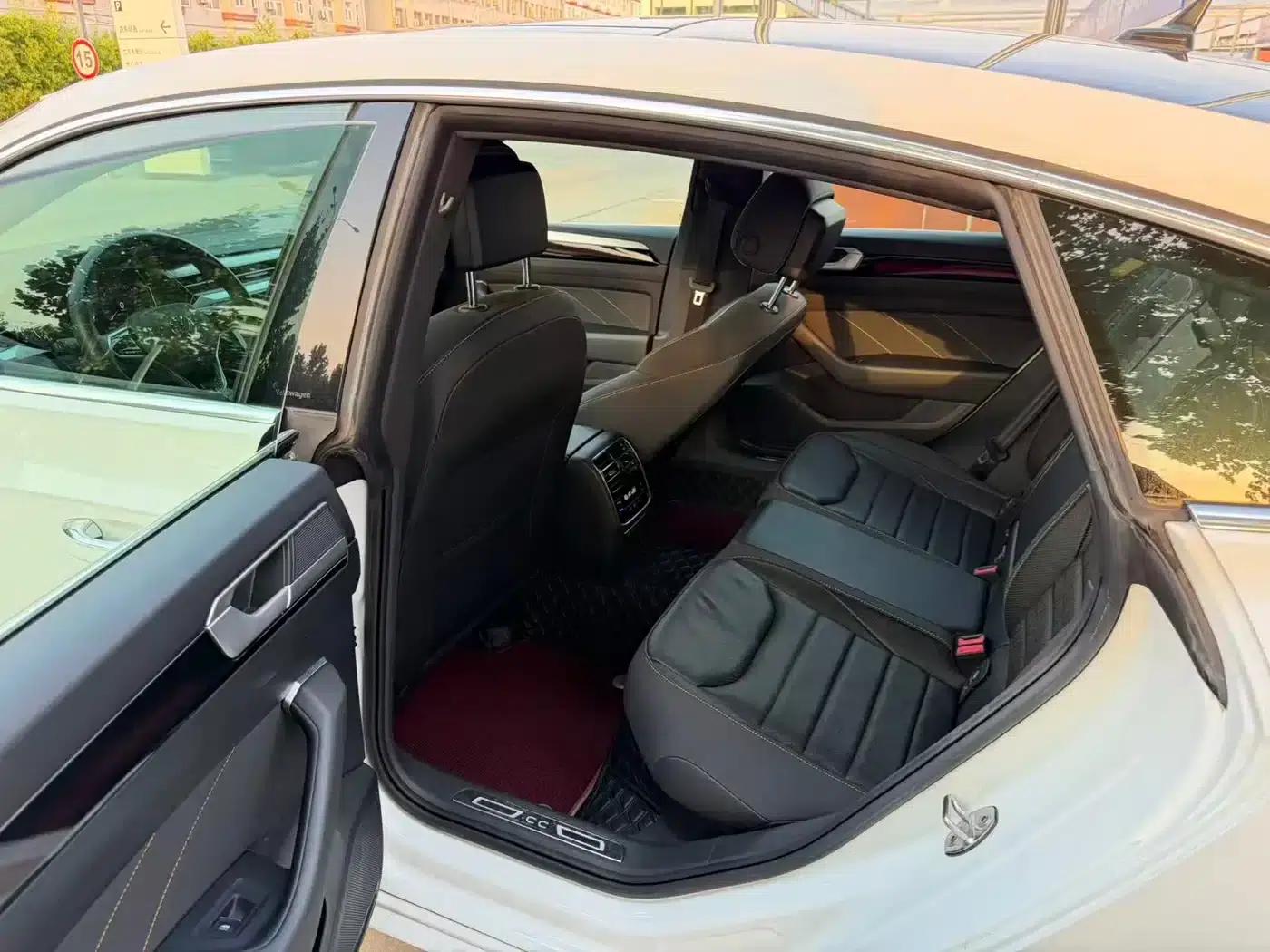 FAW-Volkswagen CC 2024 380TSI Striking Edition — миниатюра 12