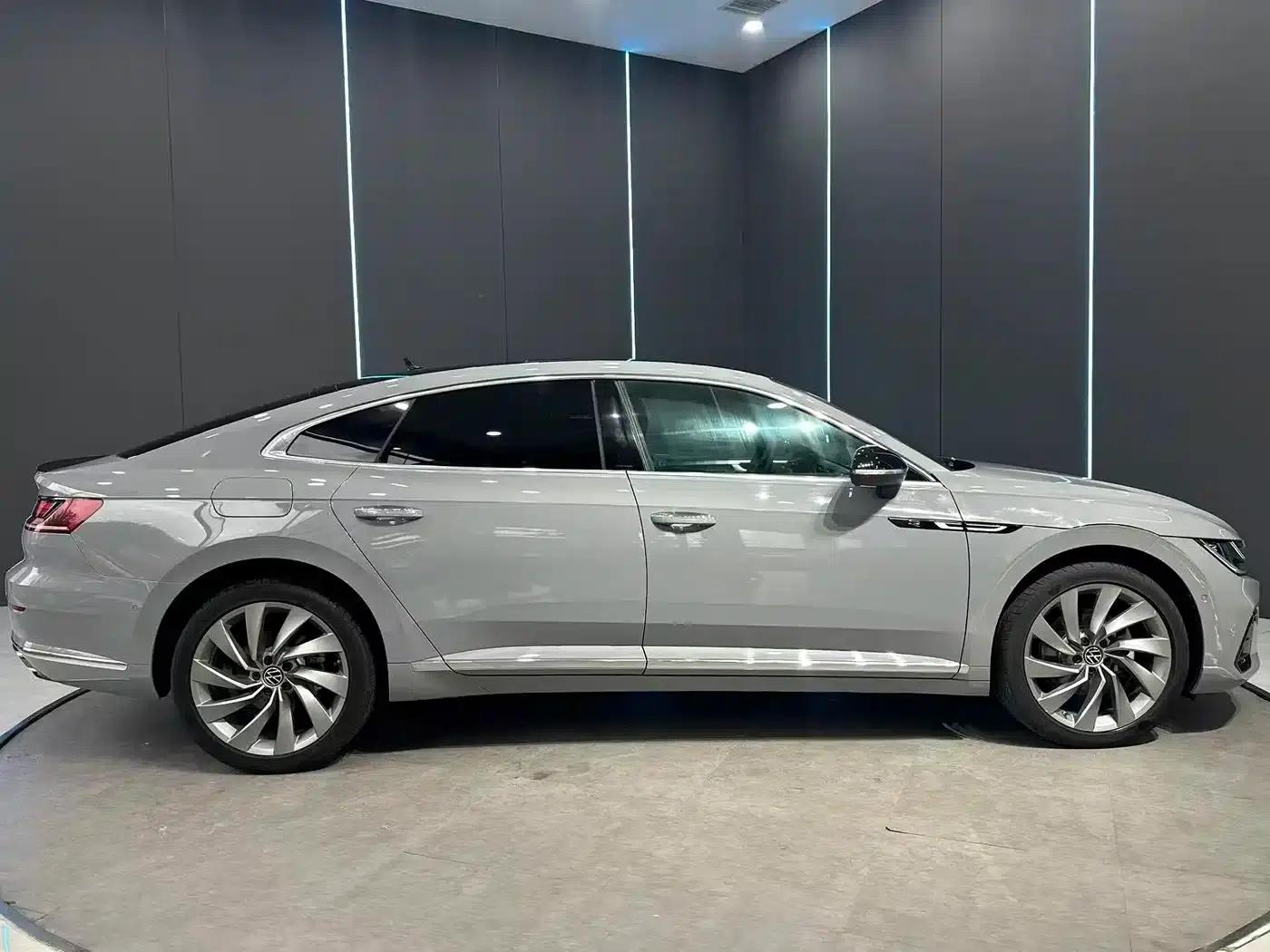 FAW-Volkswagen CC 2021 380TSI Striking Edition — миниатюра 5