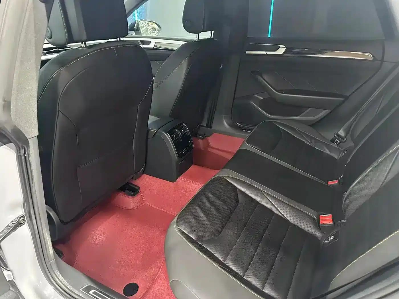 FAW-Volkswagen CC 2021 380TSI Striking Edition — миниатюра 10
