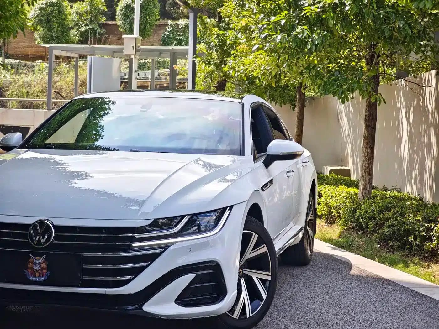 FAW-Volkswagen CC 2023 330TSI Dazzling Edition — миниатюра 4