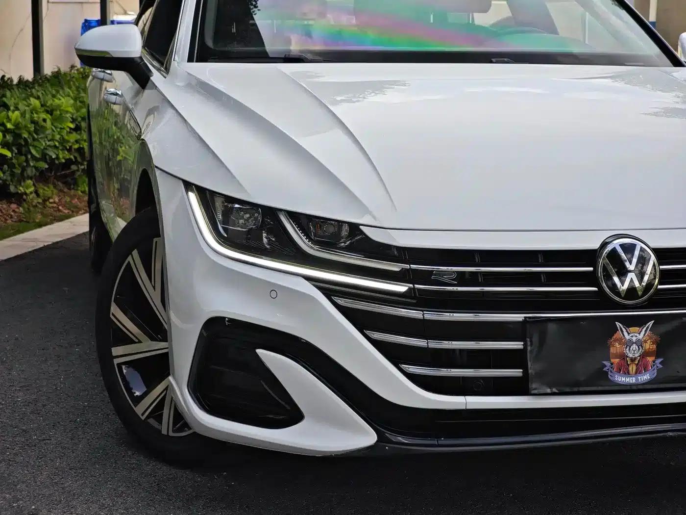 FAW-Volkswagen CC 2023 330TSI Dazzling Edition — миниатюра 6