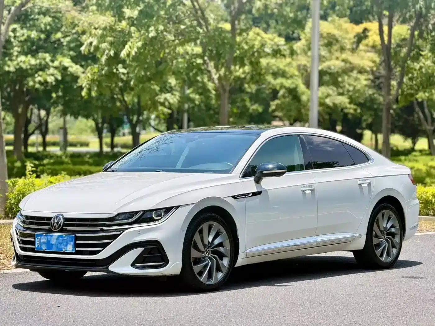 FAW-Volkswagen CC 2021 380TSI Striking Edition — миниатюра 2