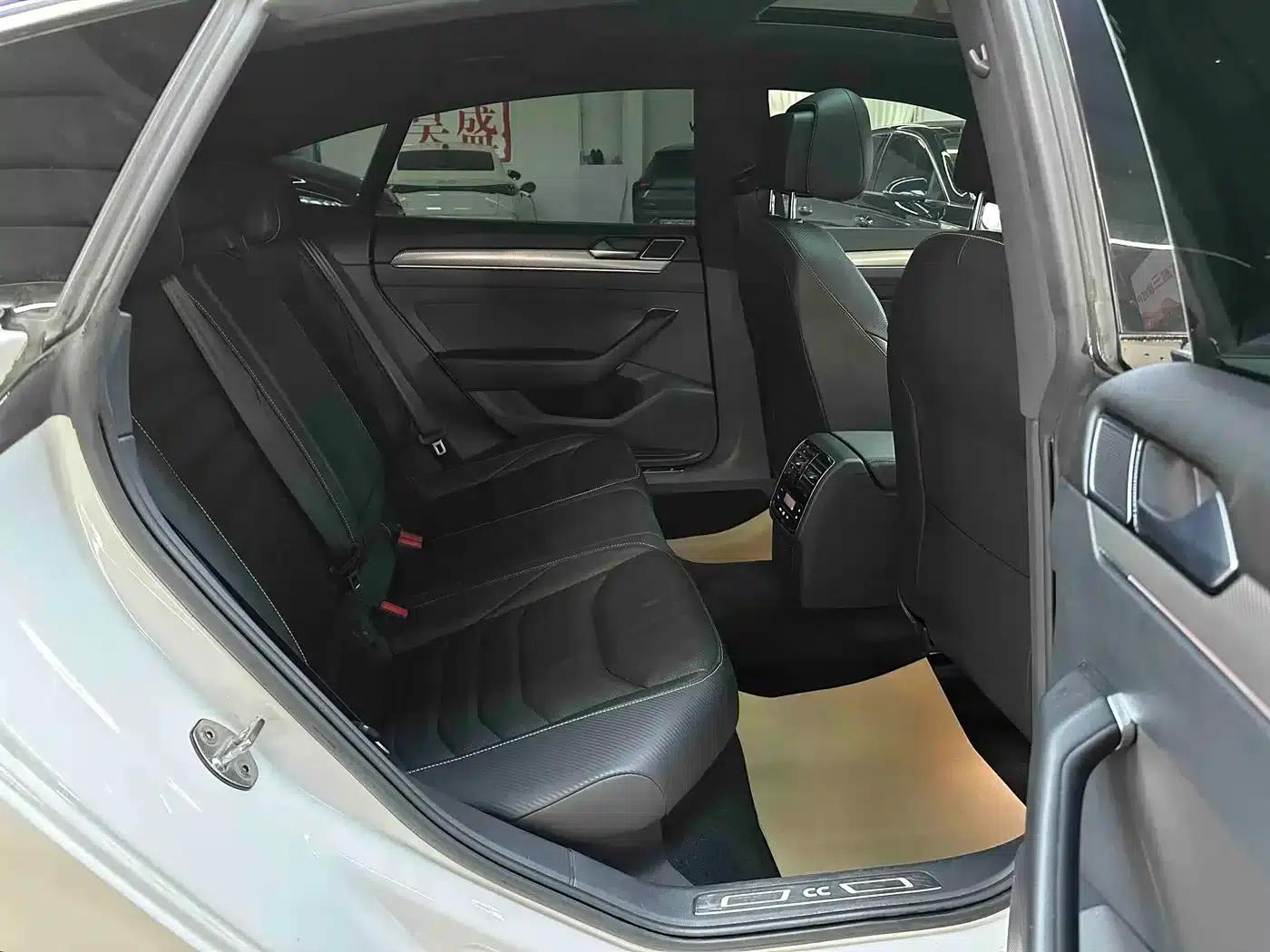 FAW-Volkswagen CC 2020 330TSI Charm Edition (National VI Emission Standard) — миниатюра 15
