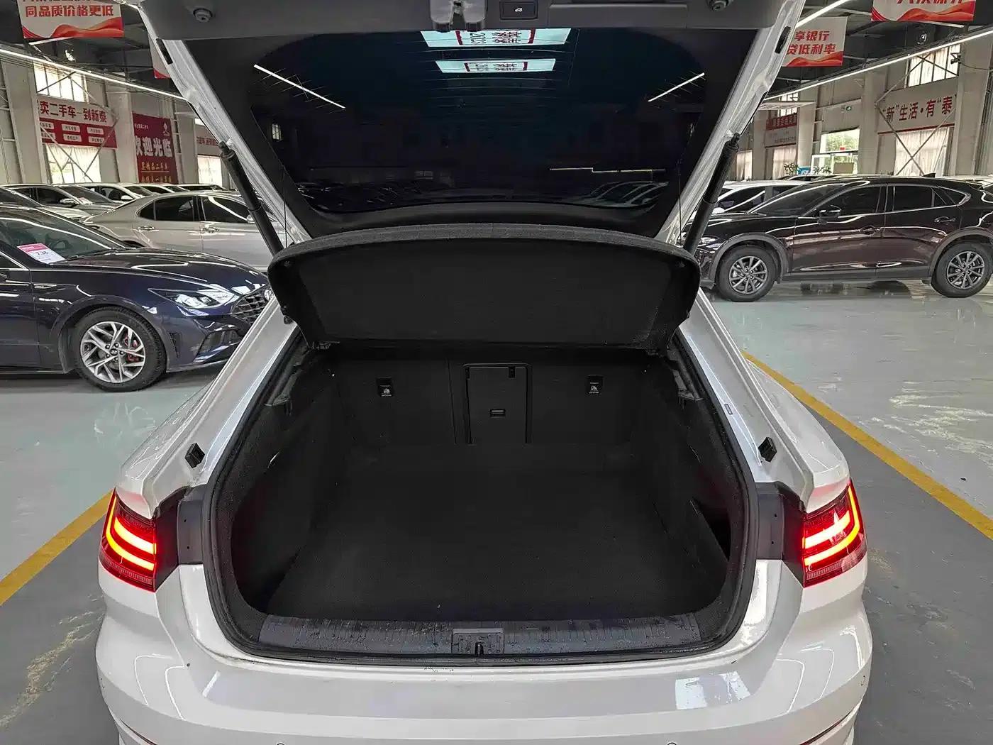 FAW-Volkswagen CC 2020 330TSI Charm Edition (National VI Emission Standard) — миниатюра 17