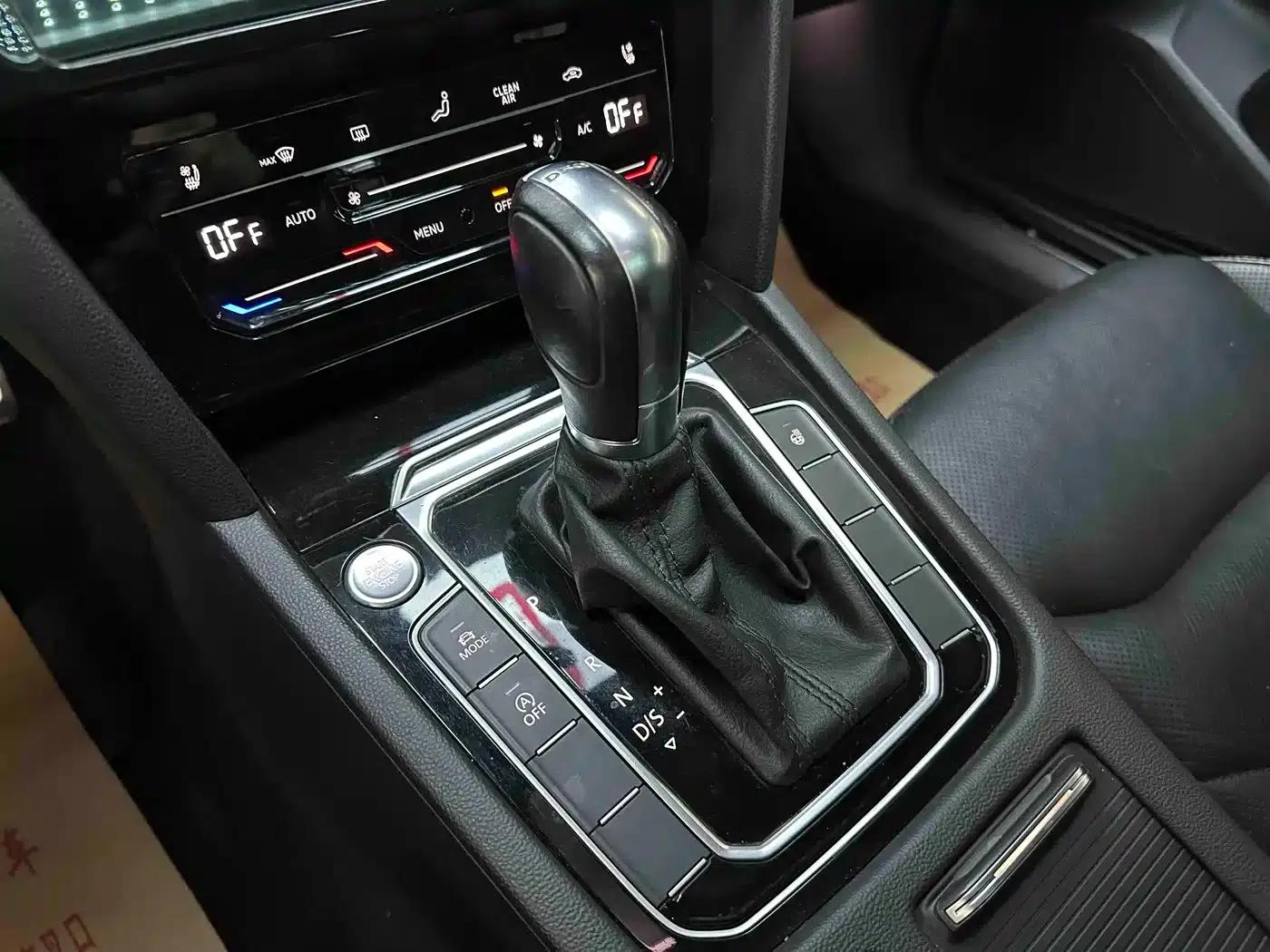 FAW-Volkswagen CC 2020 330TSI Charm Edition (National VI Emission Standard) — миниатюра 9