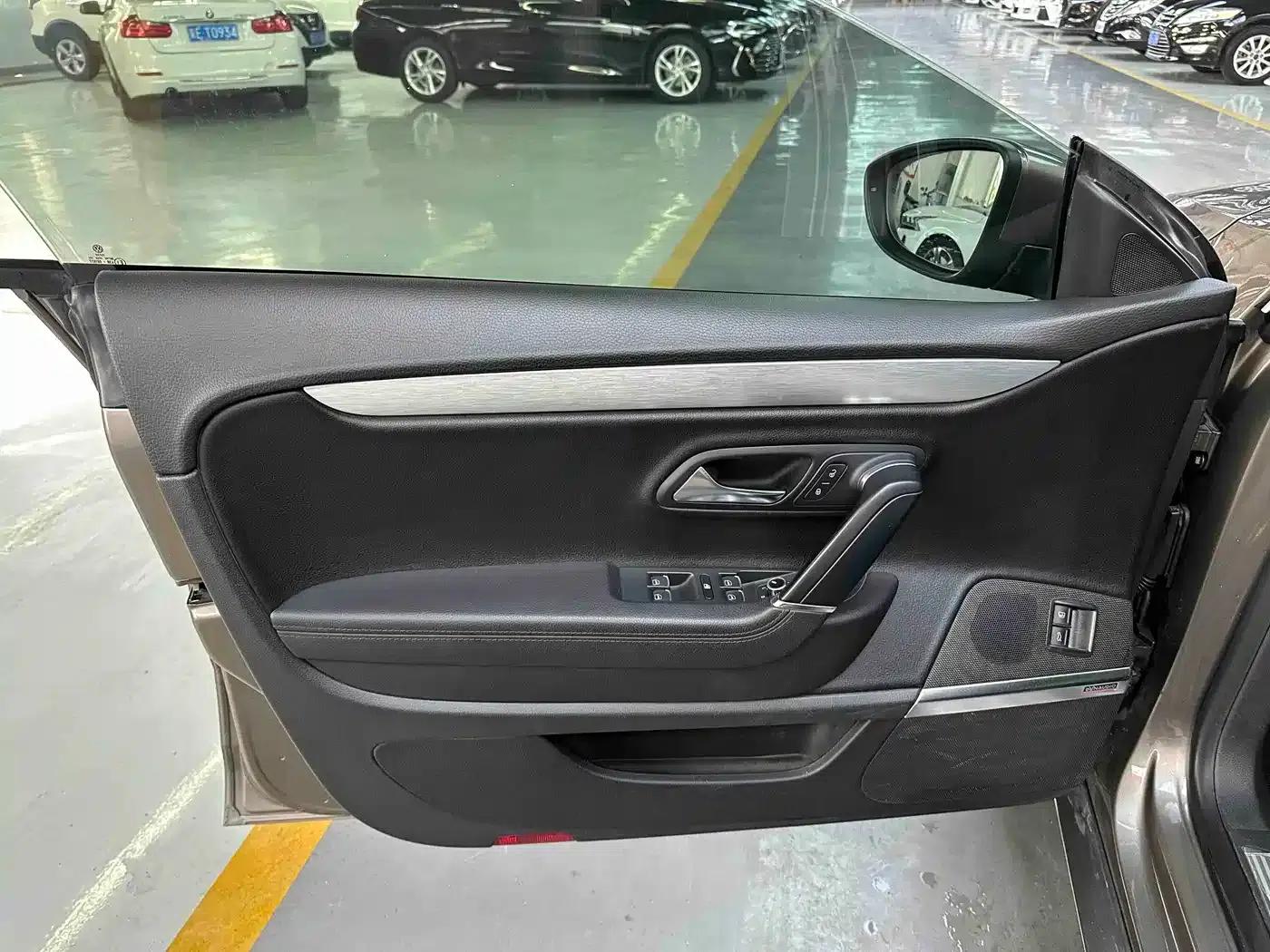 FAW-Volkswagen CC 2012 2.0TSI Supreme Edition — миниатюра 16
