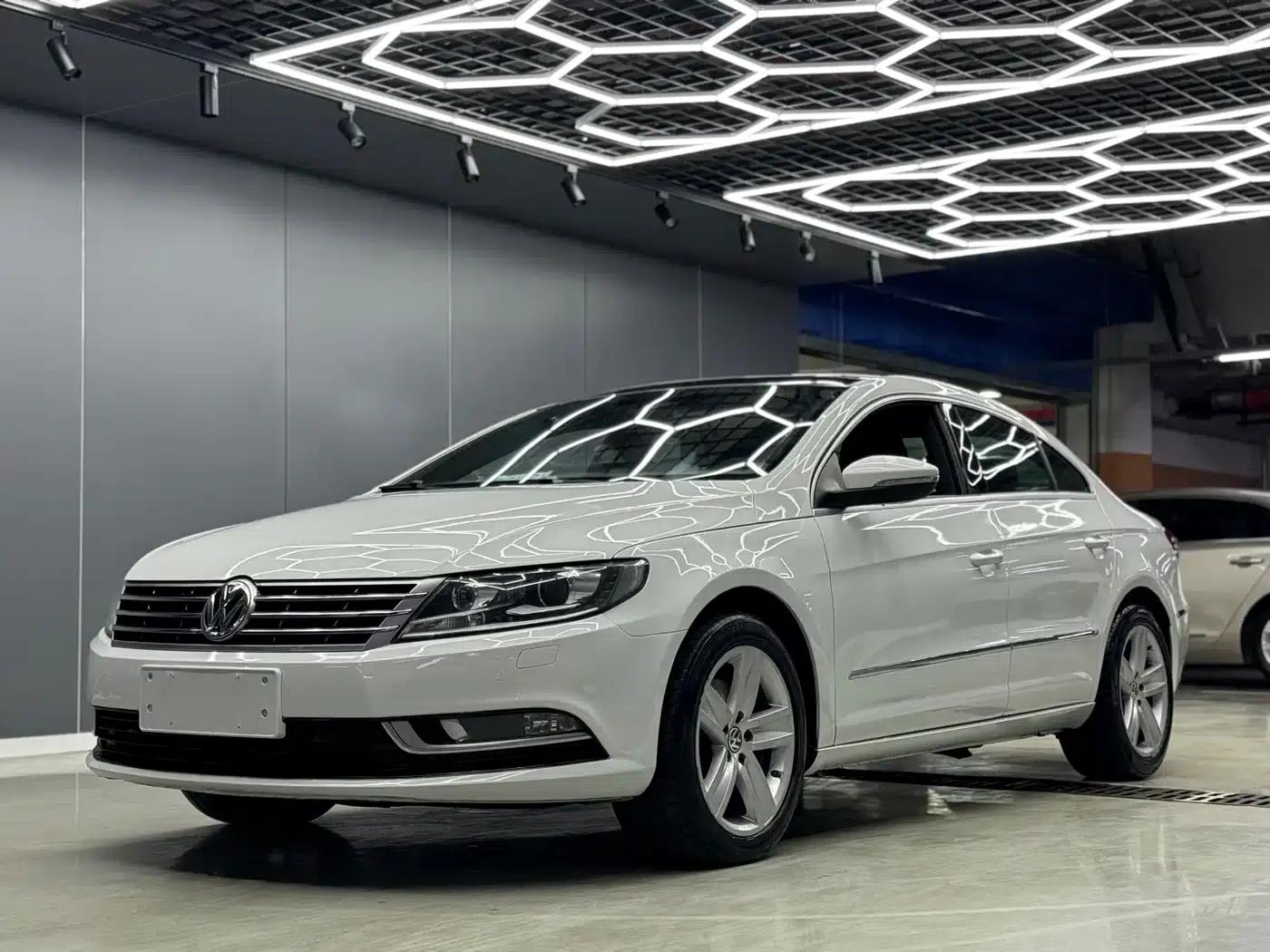 FAW-Volkswagen CC 2013 1.8TSI Premium Edition — миниатюра 1