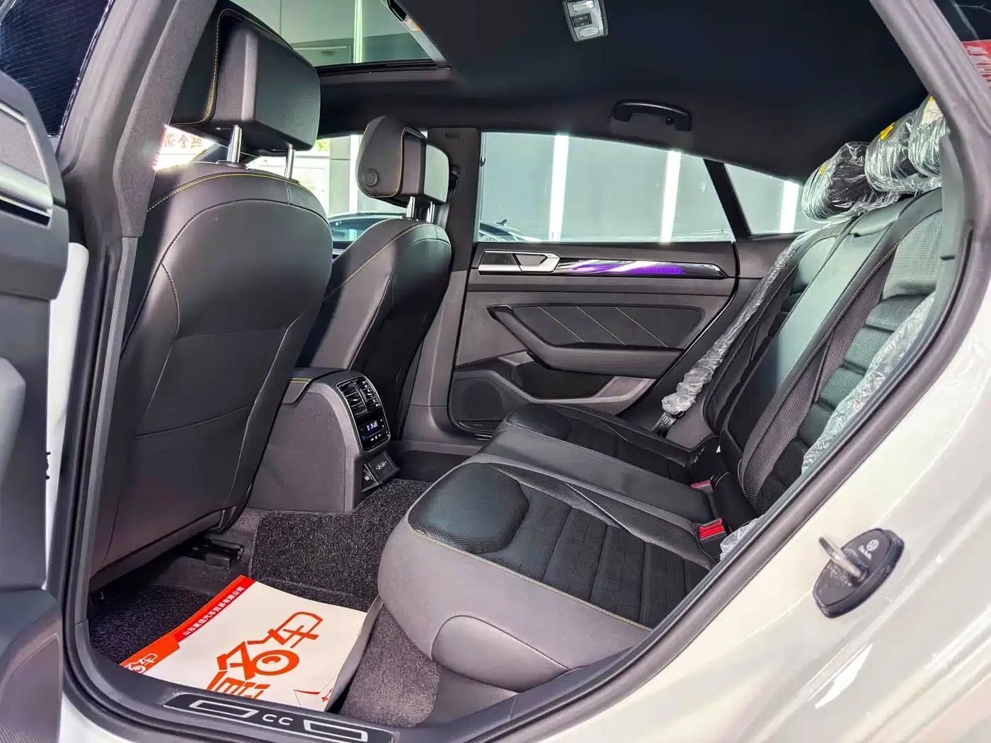 FAW-Volkswagen CC 2025 Facelift 380TSI - Eye-Catching Edition — миниатюра 7