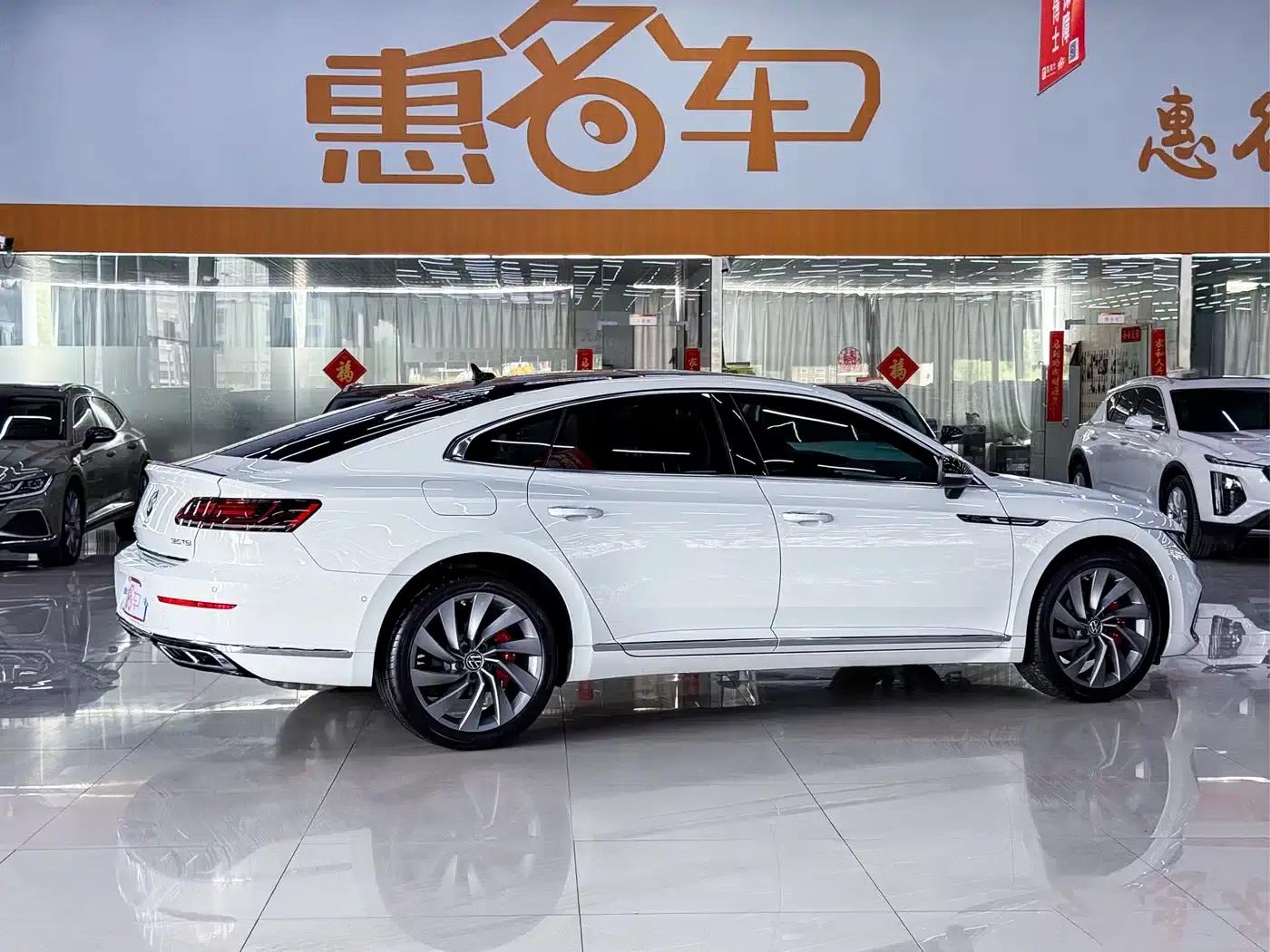 FAW-Volkswagen CC 2025 Facelift 380TSI - Eye-Catching Edition — миниатюра 10