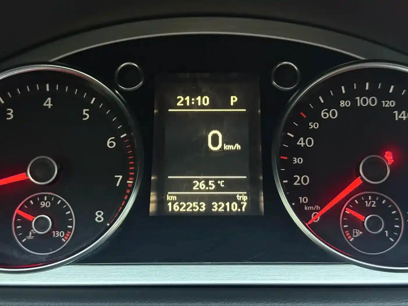 FAW-Volkswagen CC 2013 1.8TSI Premium Edition — миниатюра 9