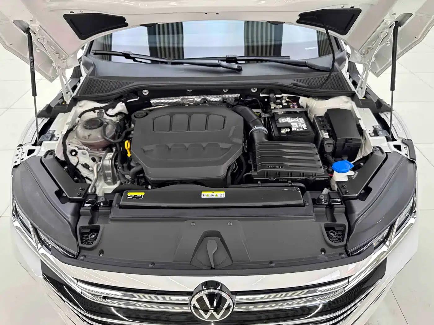 FAW-Volkswagen CC 2024 380TSI Striking Edition — миниатюра 7