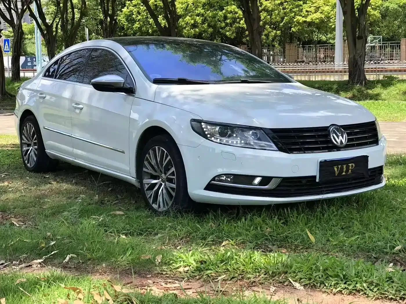 FAW-Volkswagen CC 2013 2.0TSI Supreme Edition — миниатюра 1