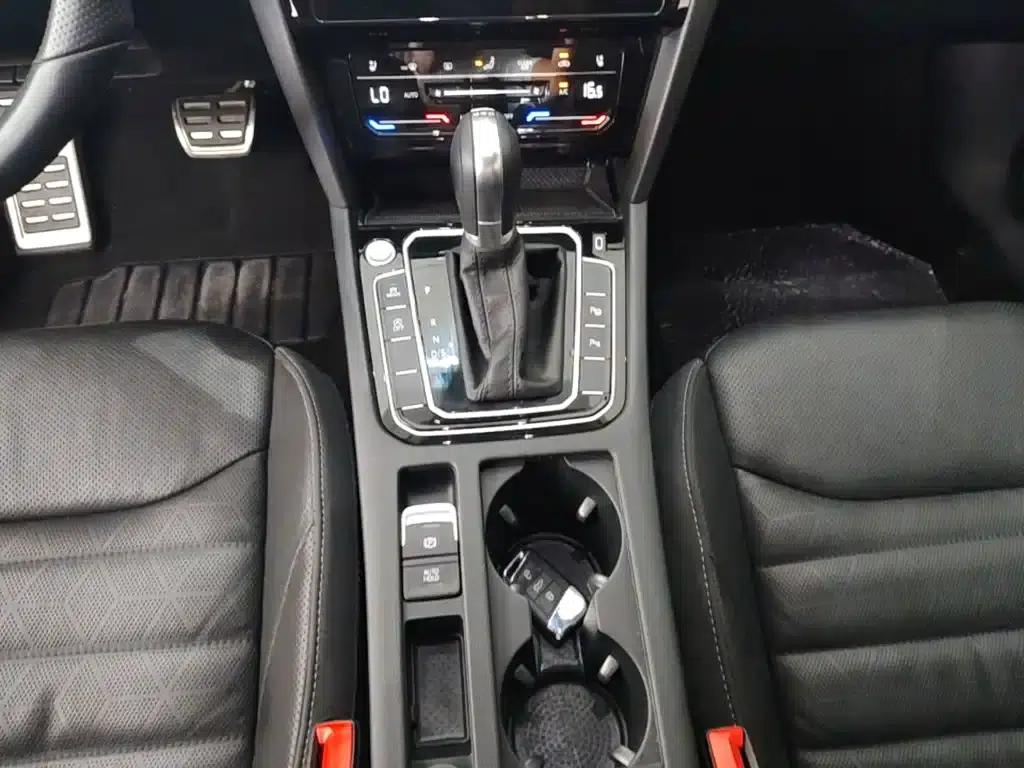 FAW-Volkswagen CC 2021 380TSI Striking Edition — миниатюра 14
