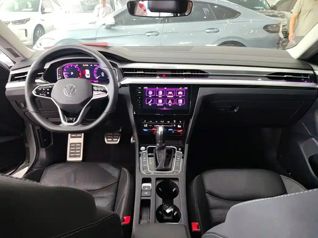 FAW-Volkswagen CC 2021 380TSI Striking Edition — миниатюра 10