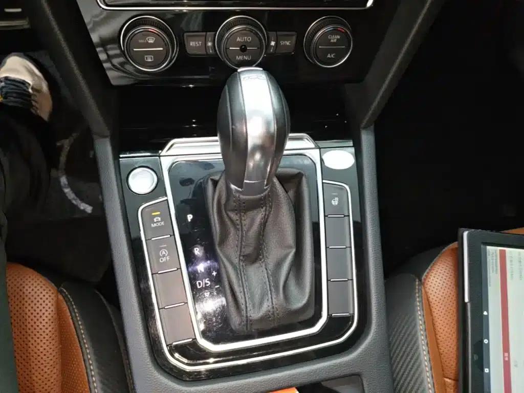 FAW-Volkswagen CC 2019 330TSI Charm Edition (National VI Emission Standard) — миниатюра 14