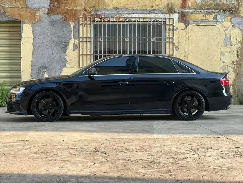 Audi A4L 2013 35 TFSI Automatic Standard Edition — миниатюра 3
