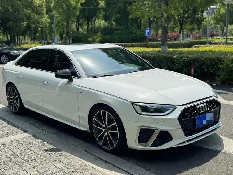 Audi A4L 2020 45 TFSI quattro Premium Dynamic Edition — миниатюра 3