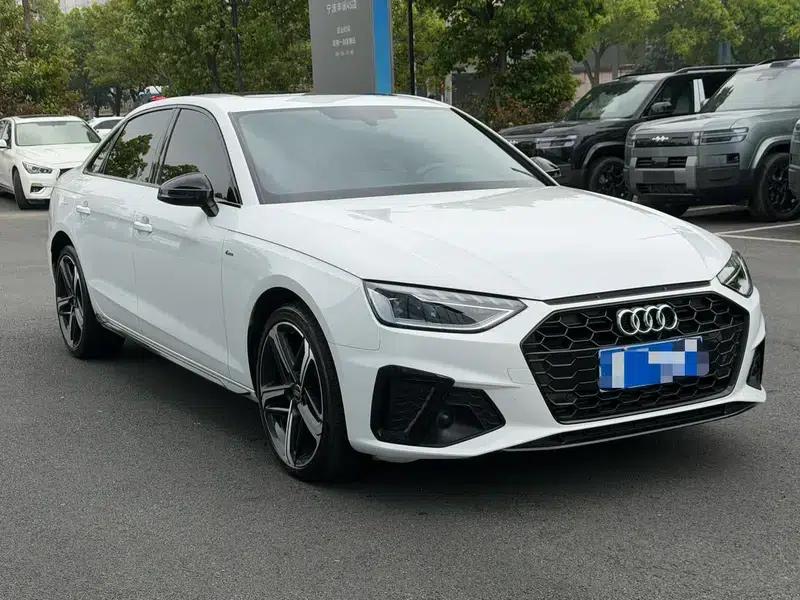 Audi A4L 2024 40 TFSI Luxury Dynamic — миниатюра 3